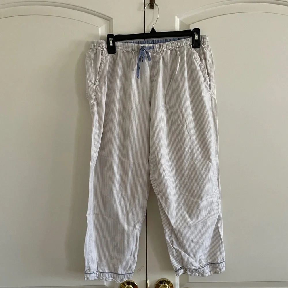 Women’s Striped White Pajama Set - Picture 5 of 7